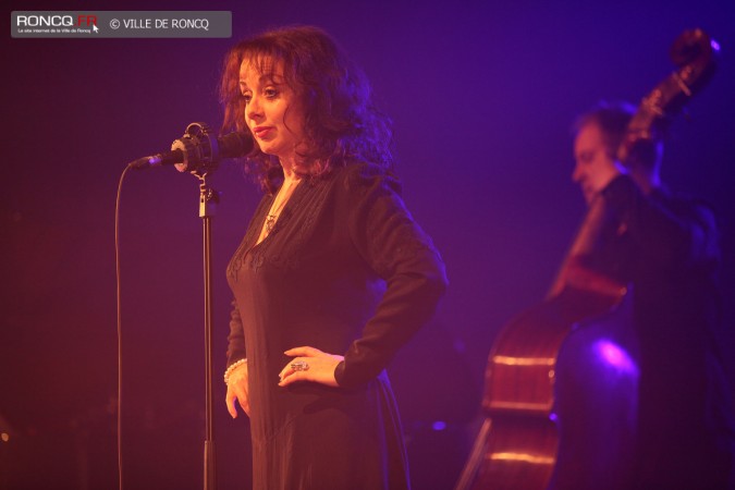 2013 - Concert hommage à Edith Piaf - Jil Aigrot