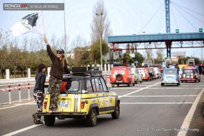 2014 - 4L Trophy Humilité et solidarité dans le désert