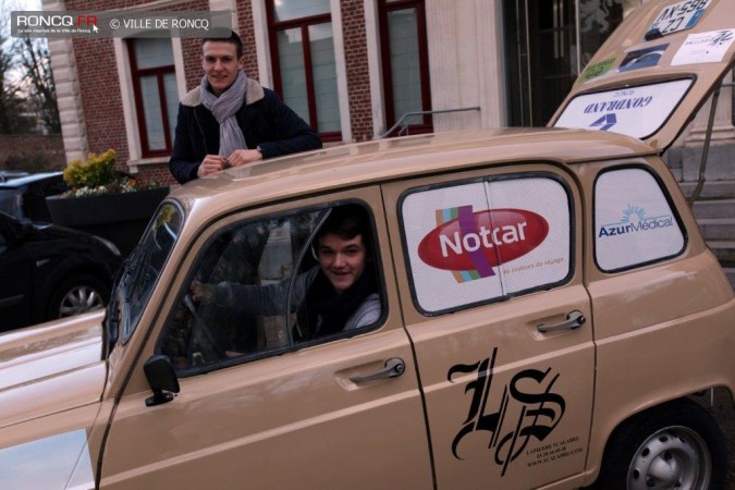 2014 - 4L Trophy Humilité et solidarité dans le désert